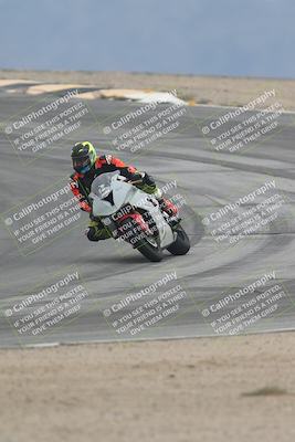 media/Sep-21-2025-Race Pace (Sun) [[98bf33ef95]]/Non Verified/1-Turns 9 and 10 (8am)/